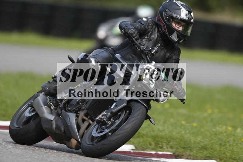 /53 16.09.2025 Track Day Domi Aegerter ADR/Gruppe gruen/68